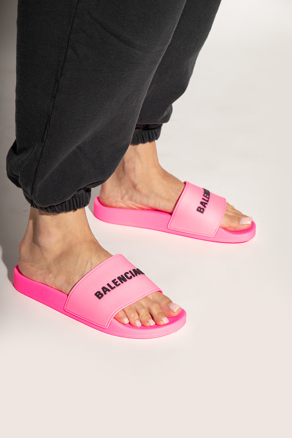 Women balenciaga slides hot sale